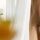 女性